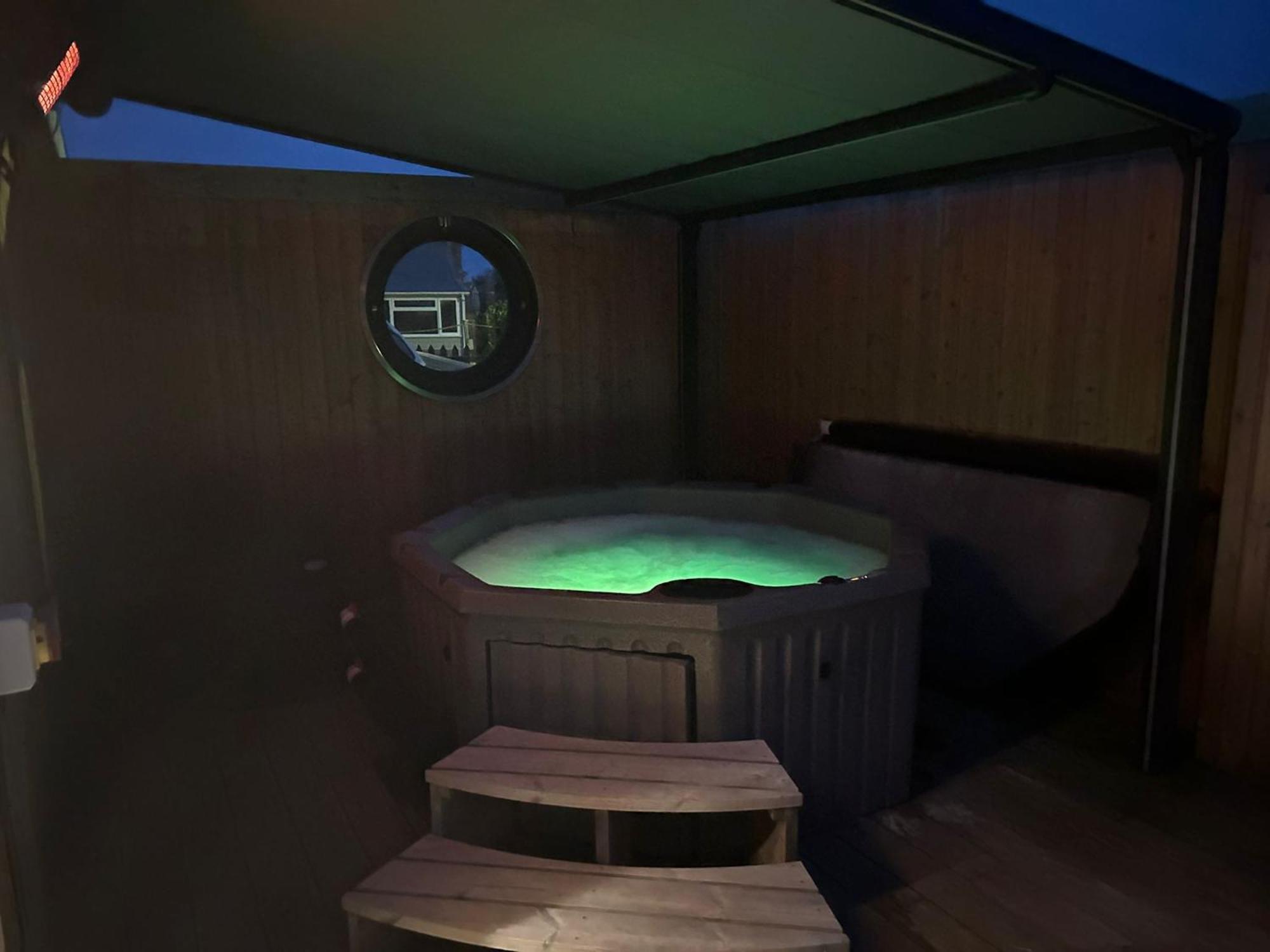 Humberston Boathouse Lodge & Hot Tub - Cleethorpes Beach Cabin Chalet Extérieur photo